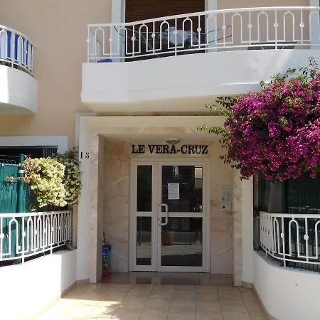 Apartment T2 Spacieux Vera Cruz Climatise Avec Parking Proche *